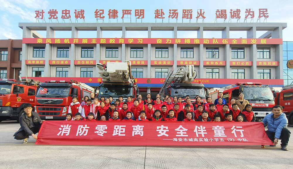 e6c2e5c9565645c8886d1b251996d02b.jpg e6c2e5c9565645c8886d1b251996d02b.jpg