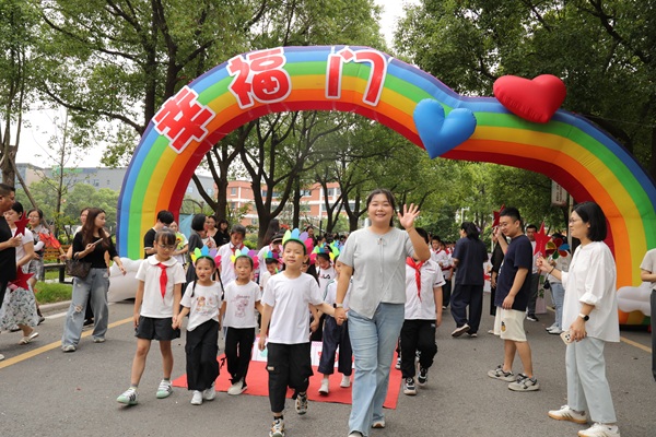 1c6e53c75f9c40ab981476d7b69a6235.jpg 1c6e53c75f9c40ab981476d7b69a6235.jpg